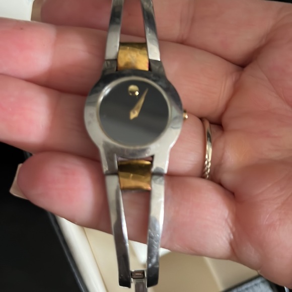 Movado 2 tone bracelet watch - Picture 5 of 9